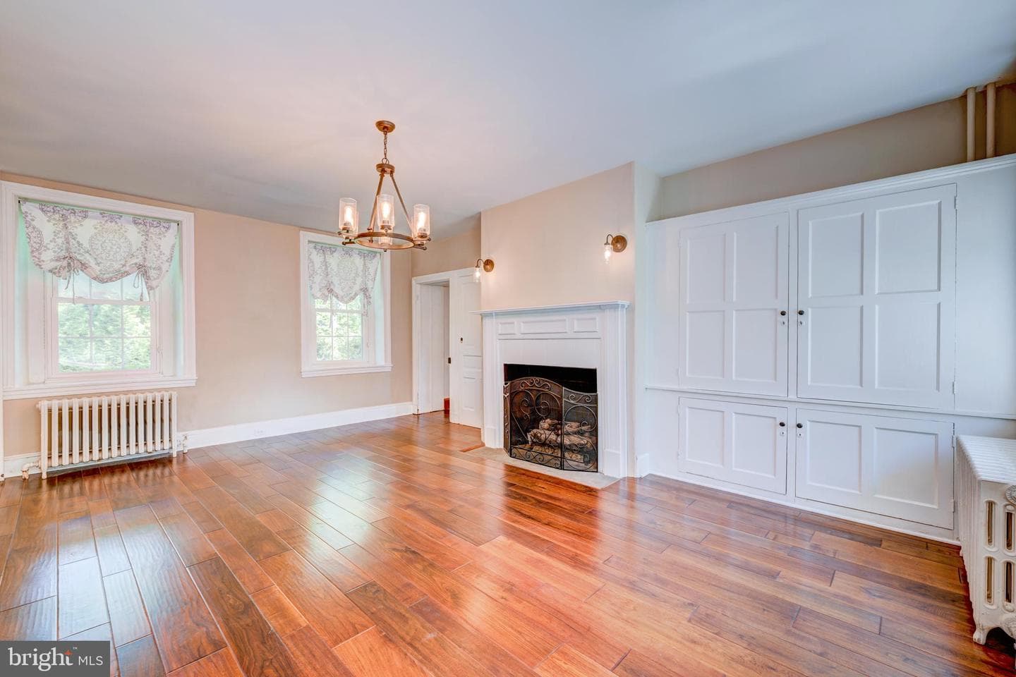 895 Summerset Place photo 33