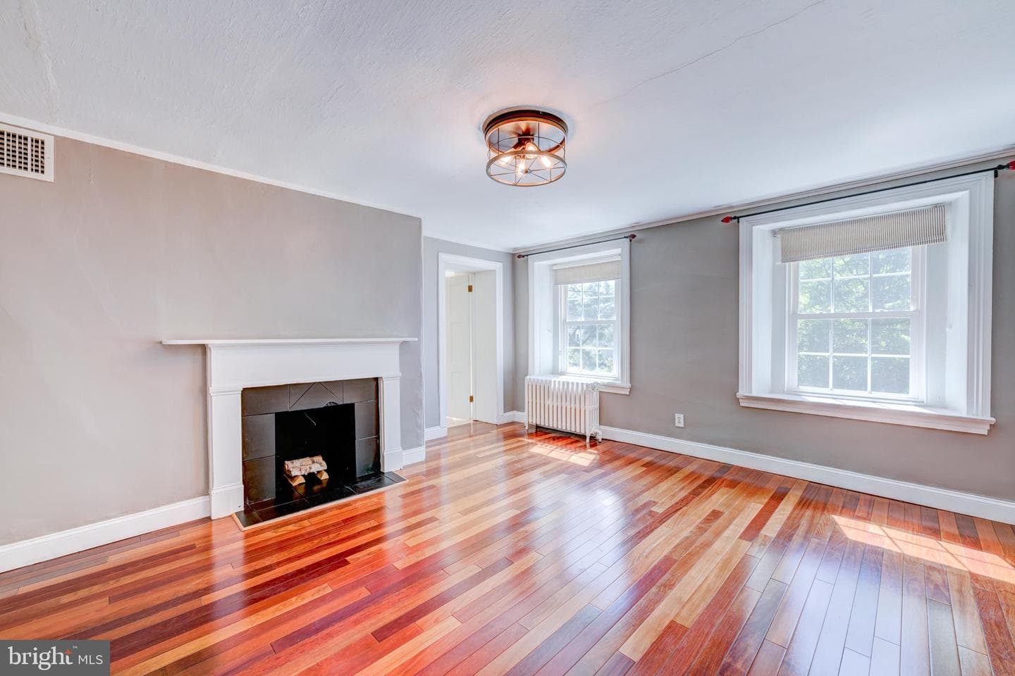 895 Summerset Place photo 53