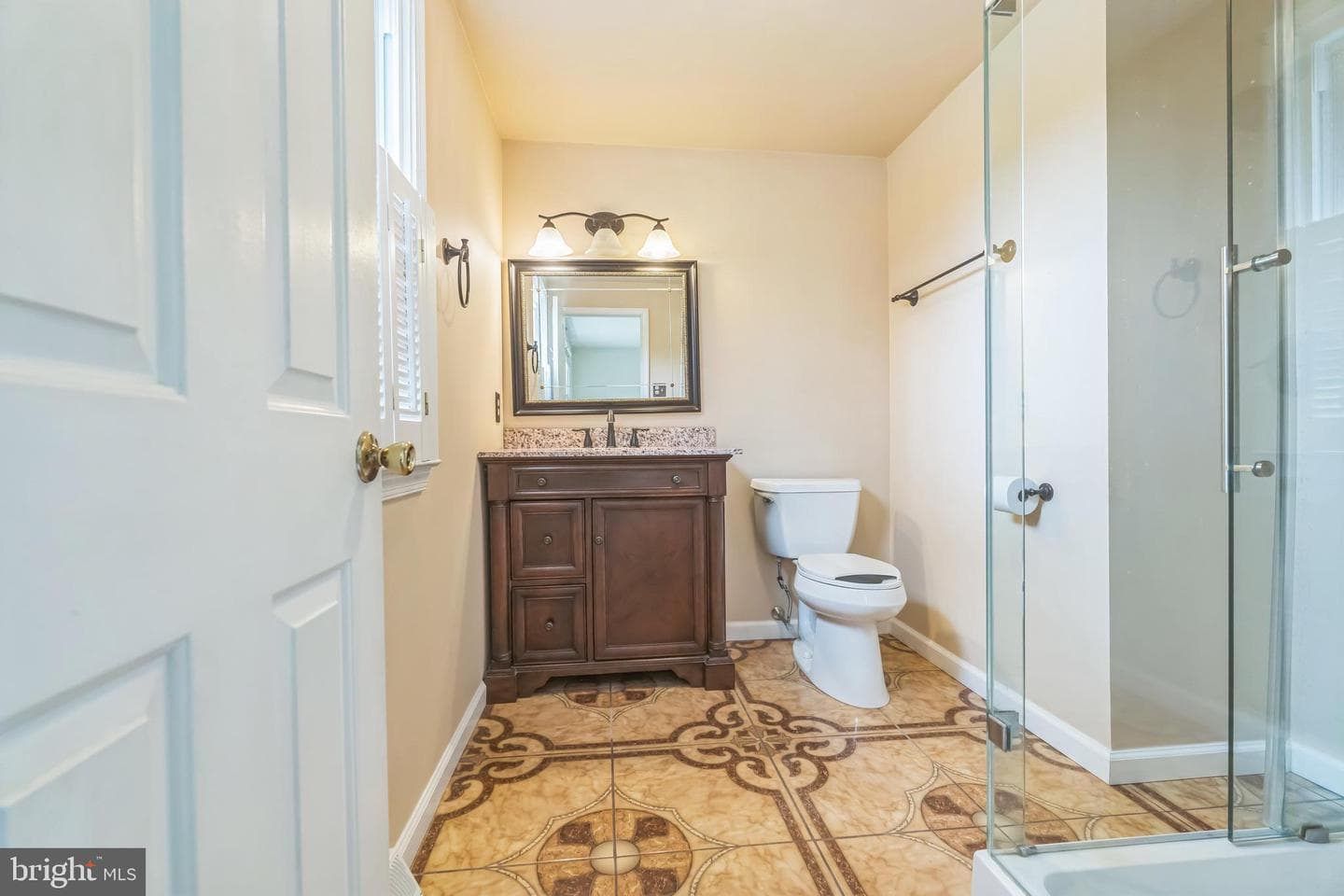 708 Falcon Drive photo 13