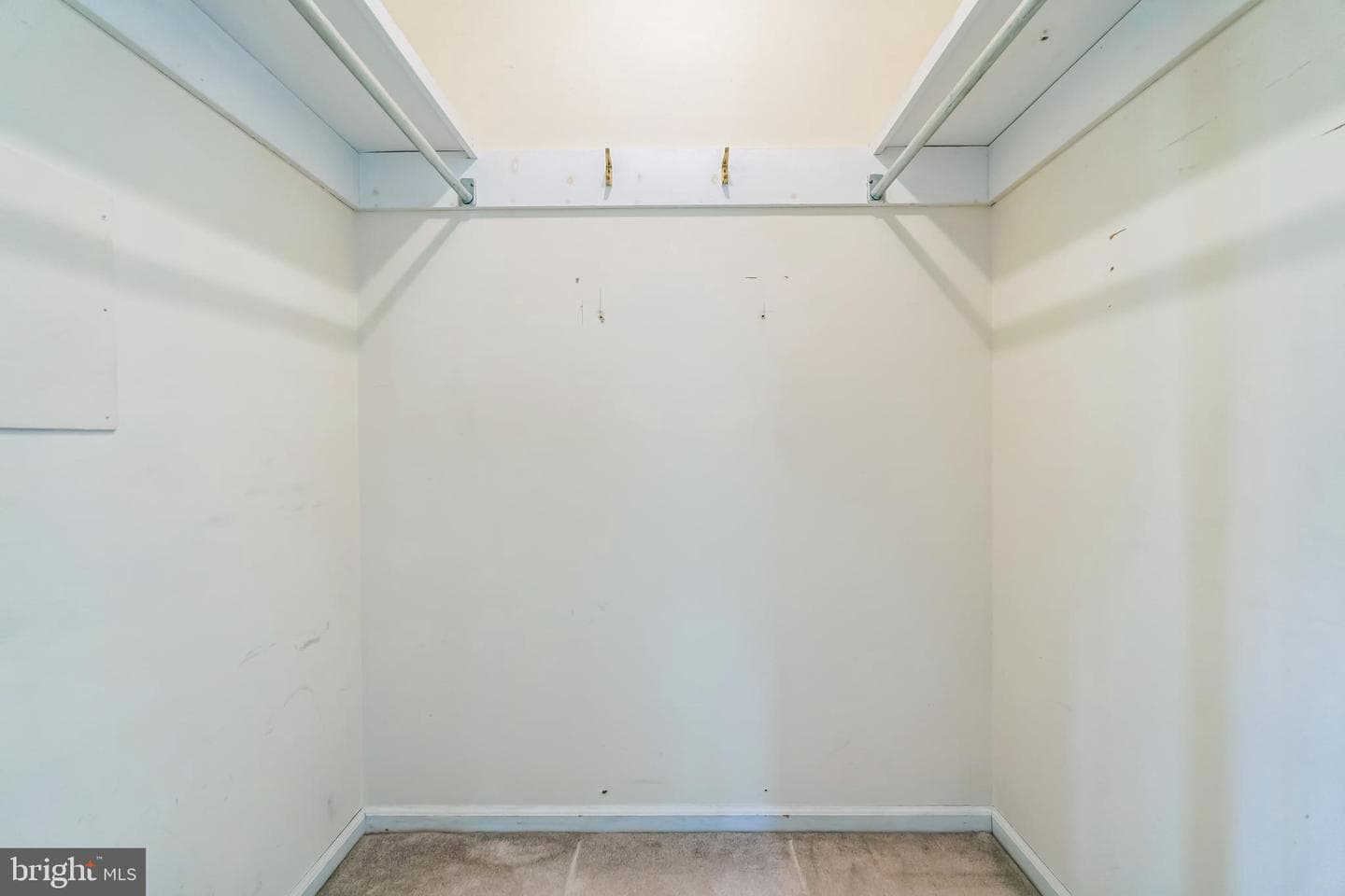708 Falcon Drive photo 16