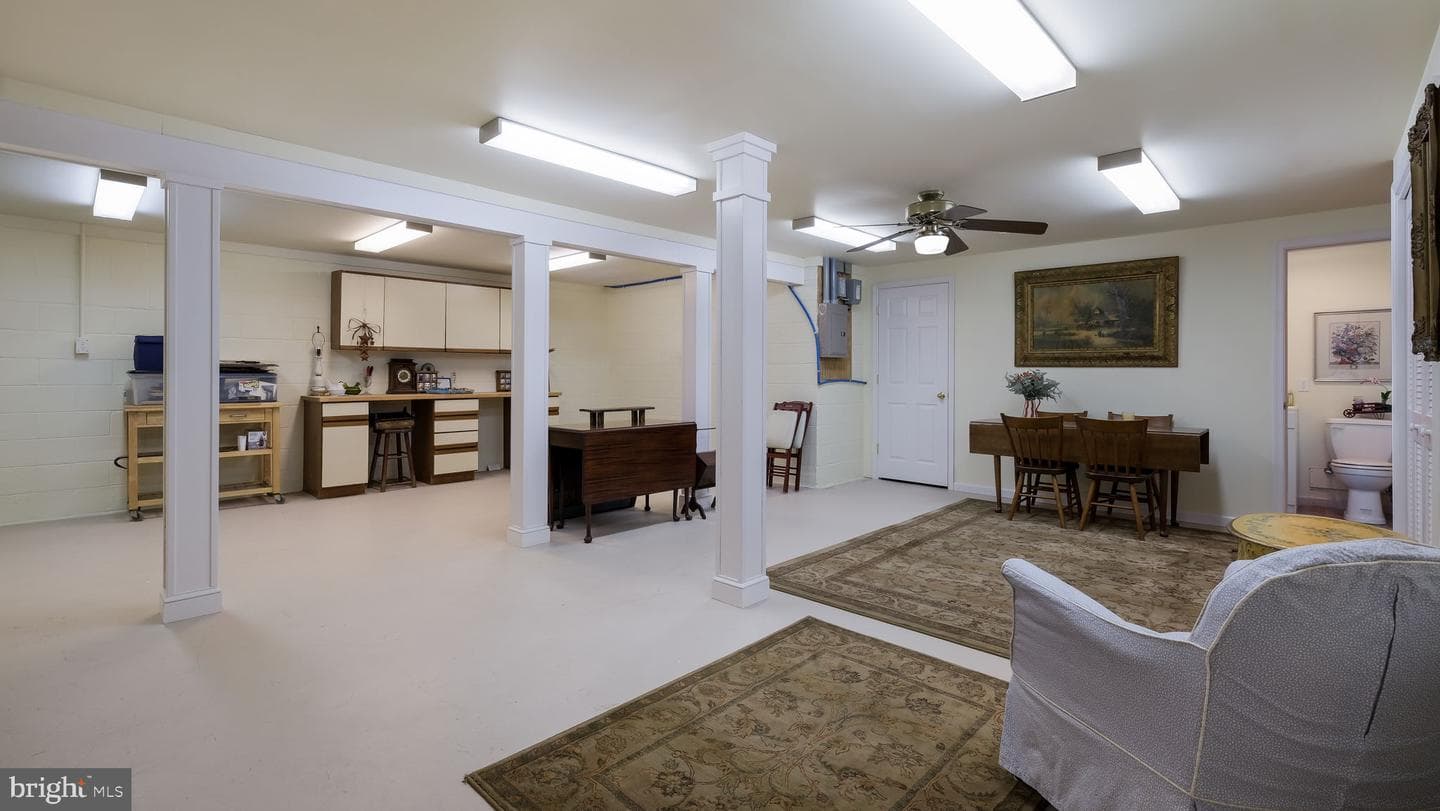 263 Copper Beech Drive photo 36