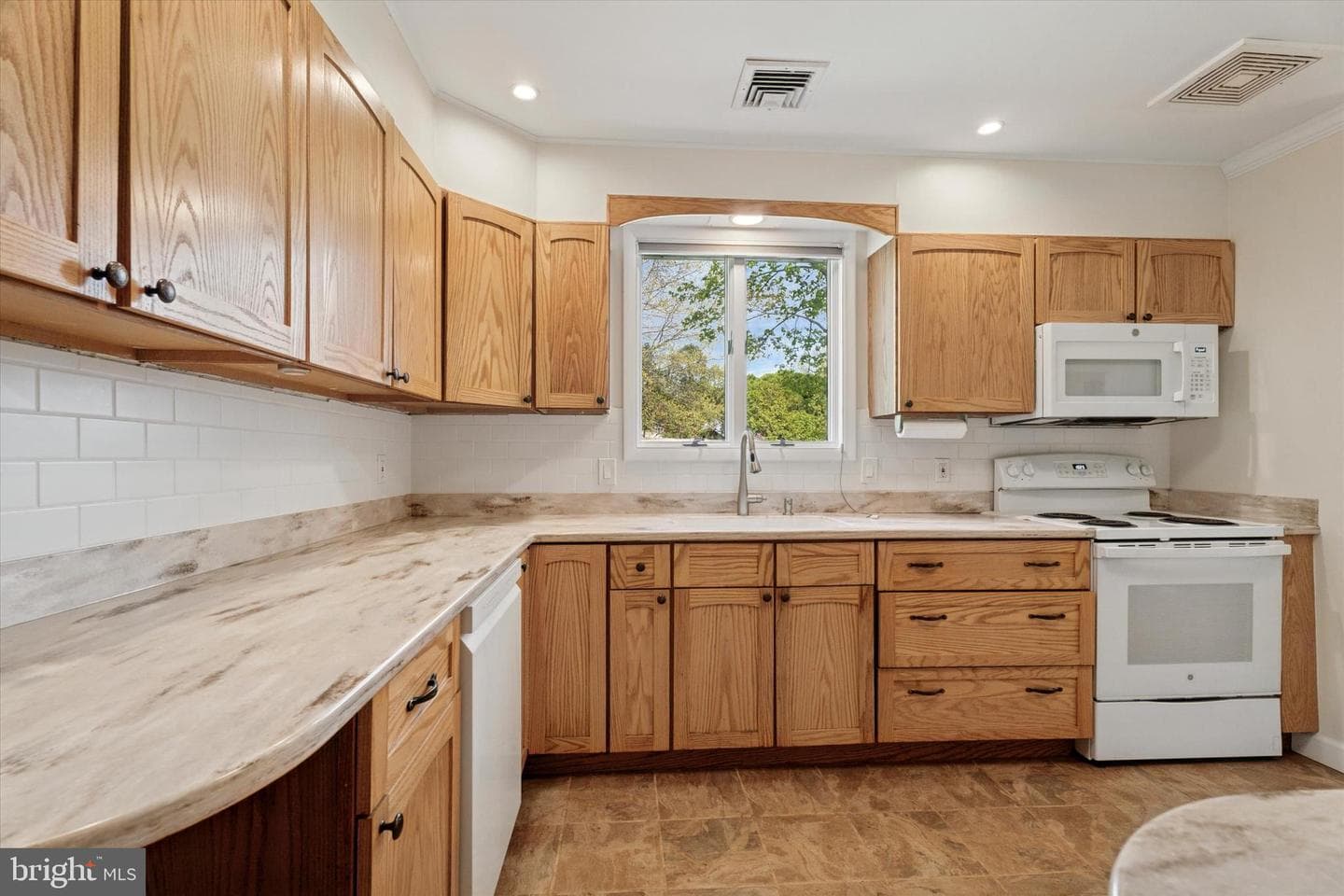 509 Vaughn Road photo 11