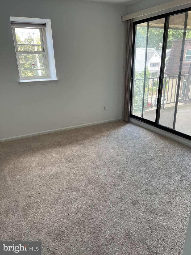 226 N Essex Avenue #306 photo 24