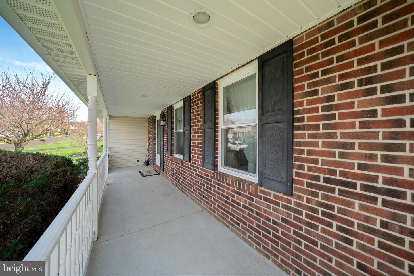 13 Oxford Circle photo 9