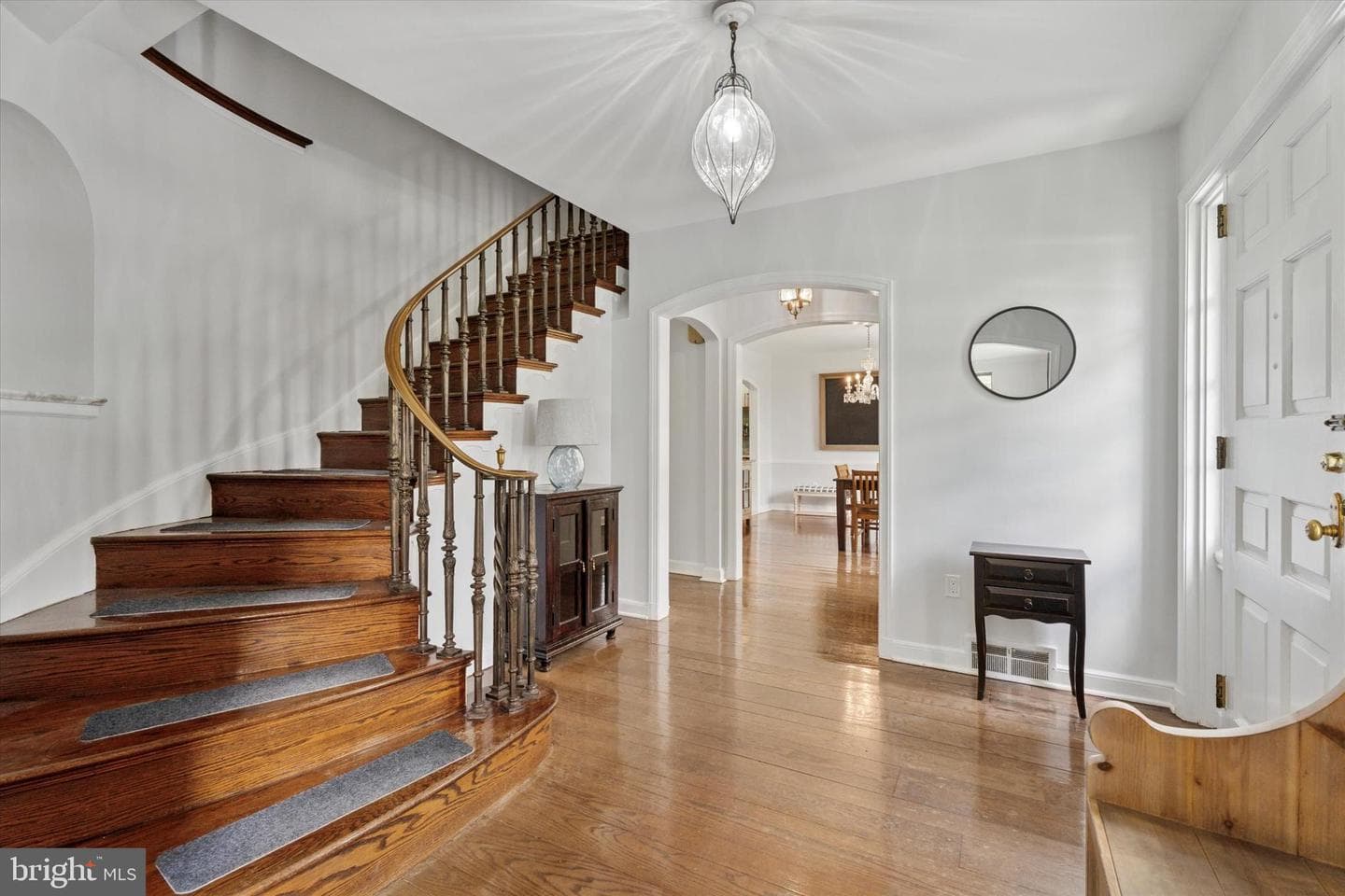 110 Raynham Road photo 18