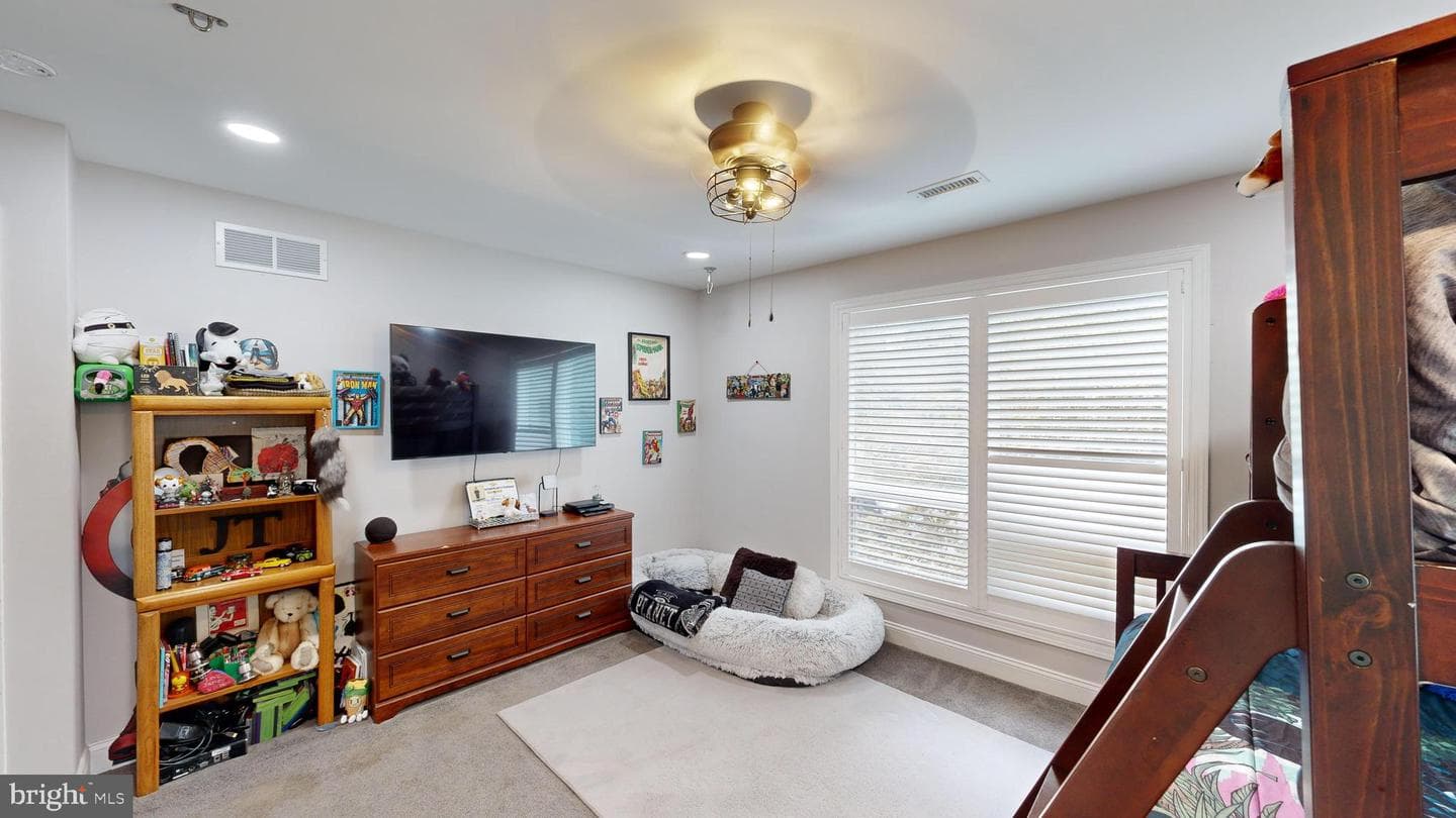 2980 Woodview Drive photo 30