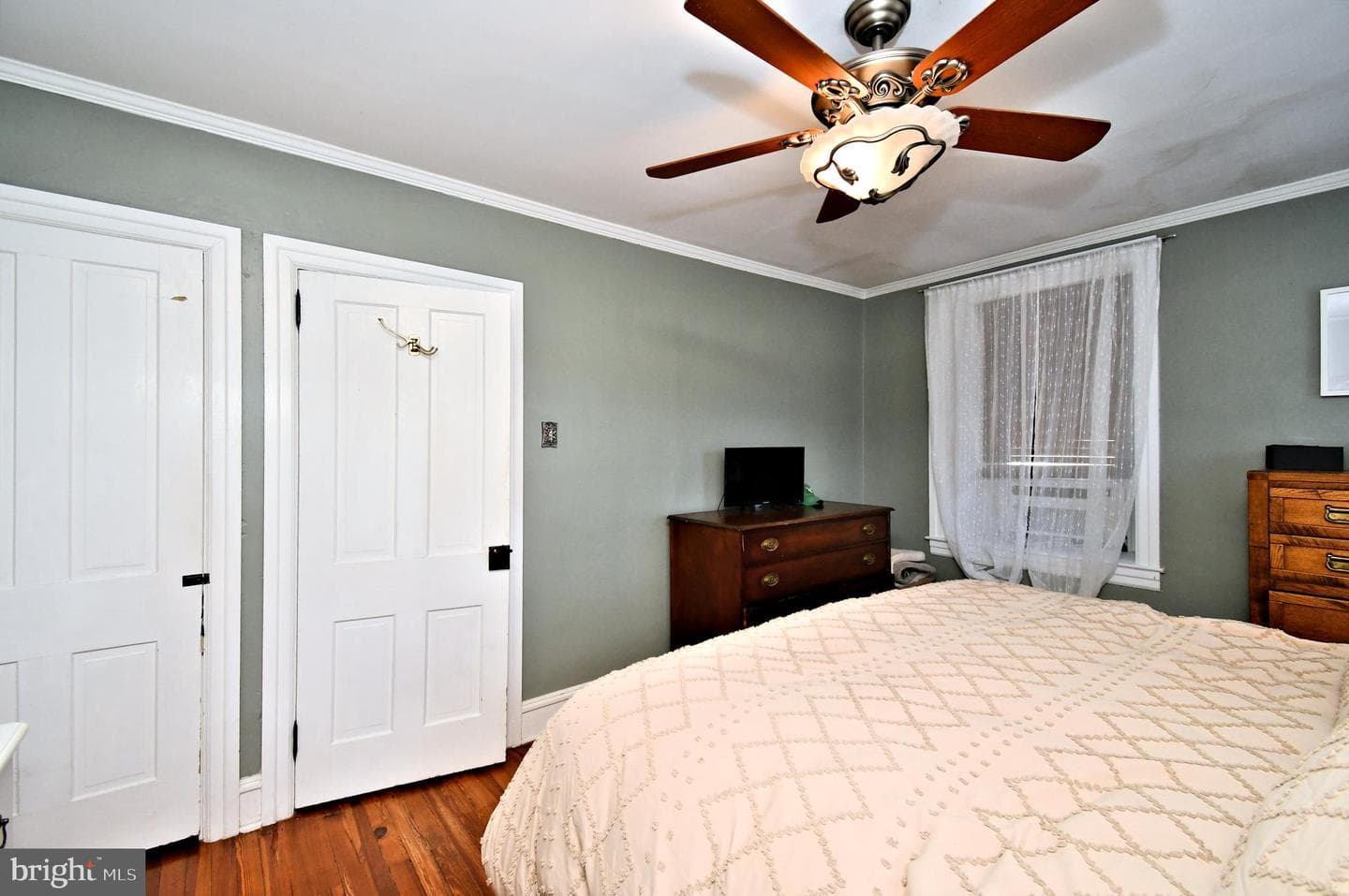 5 Ambler Road photo 20