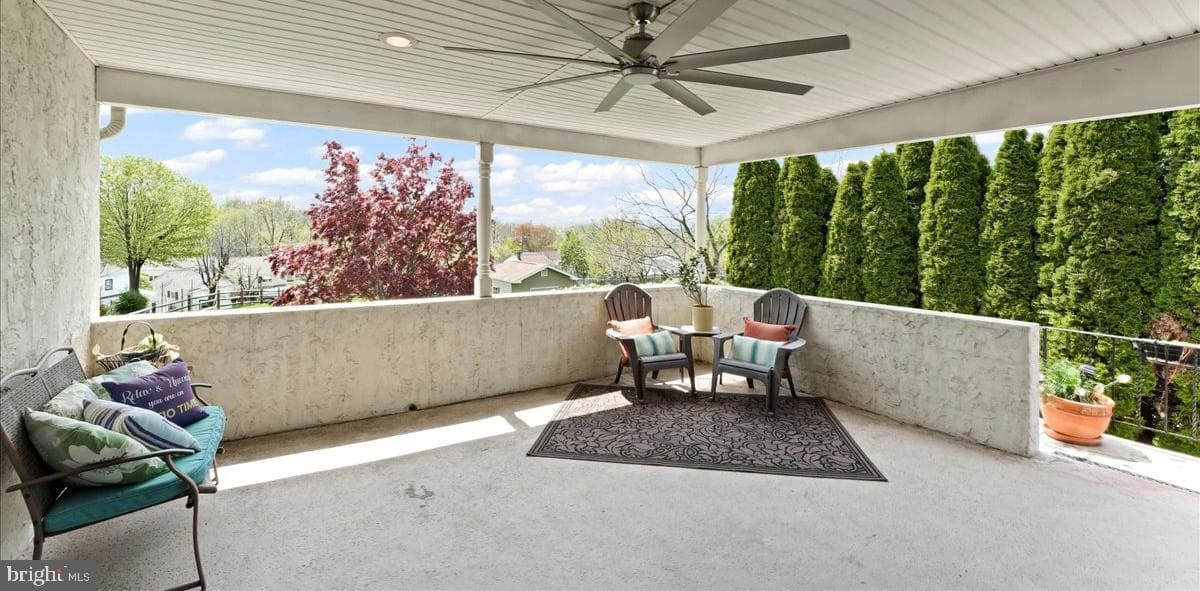 464 Volpe Road photo 11
