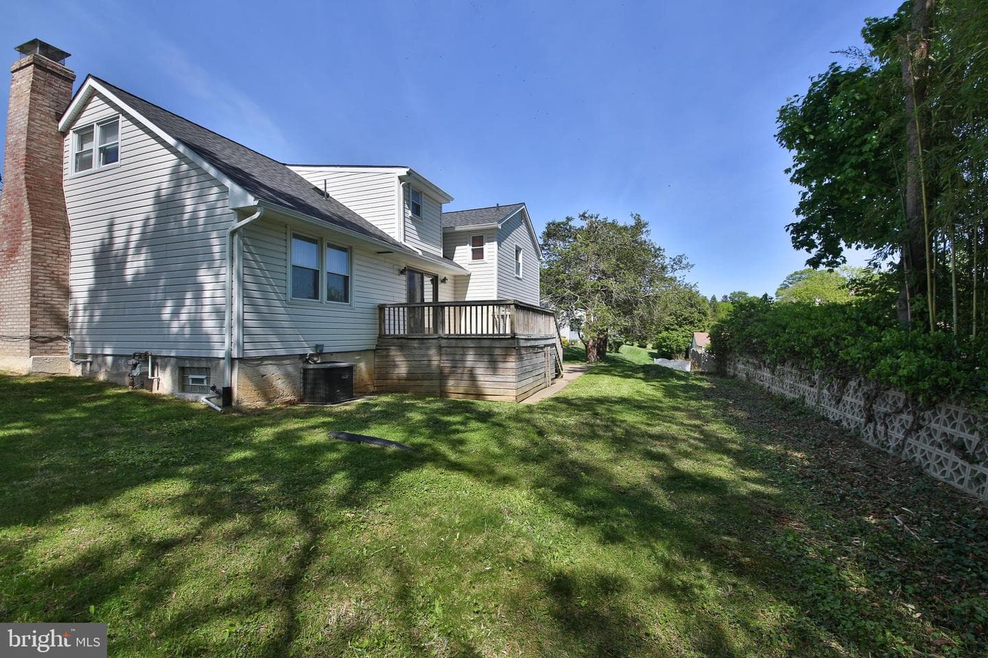 10 Glenn Circle photo 29