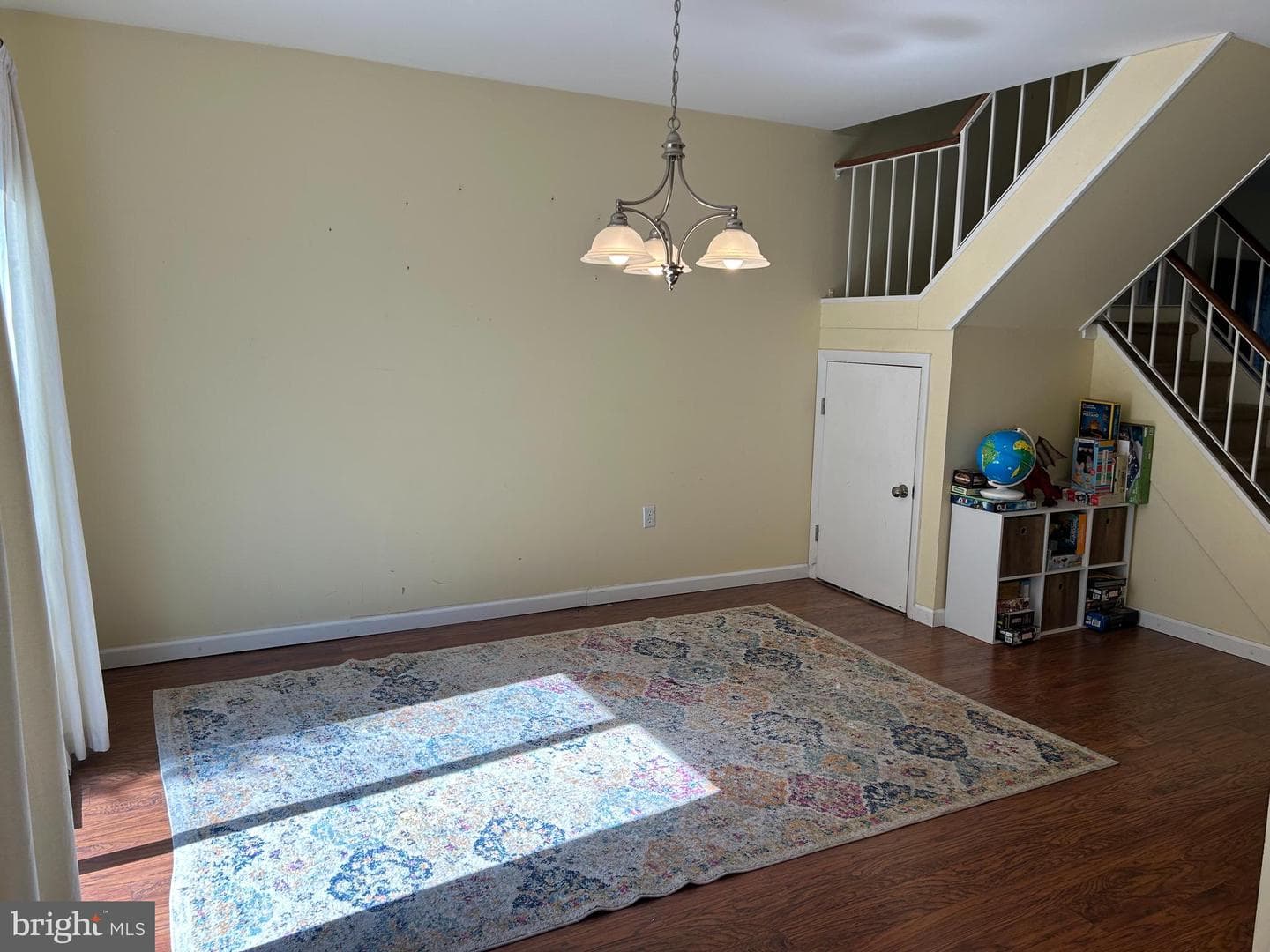721 Springhouse Court photo 7