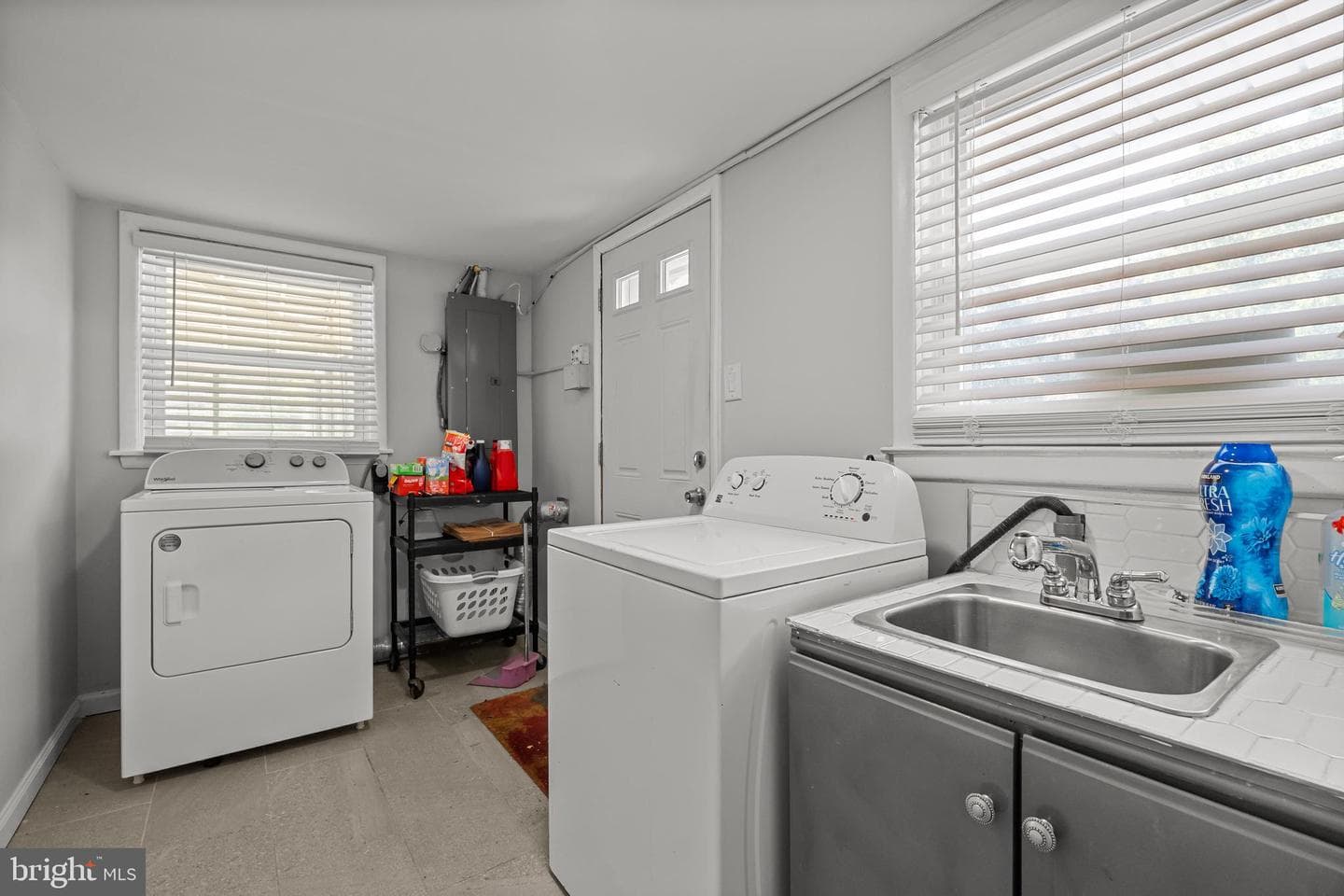 8404 Newbold Lane photo 36
