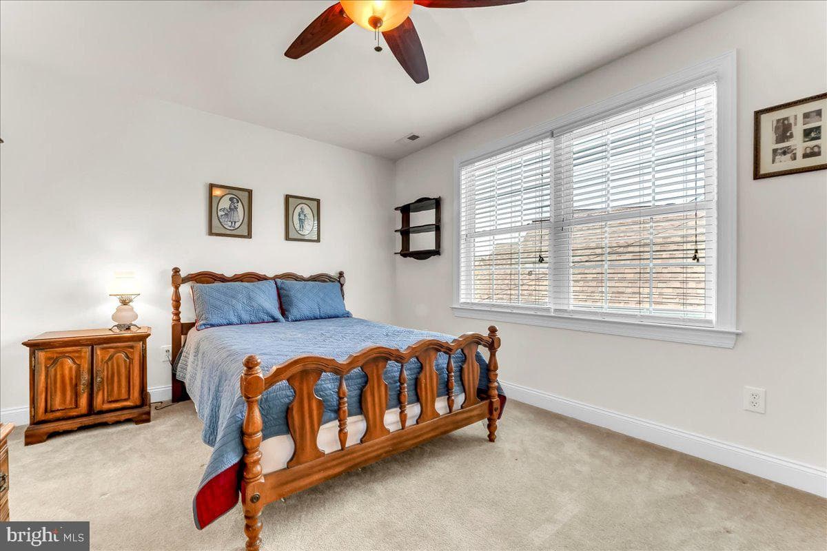 480 Peters Way photo 25