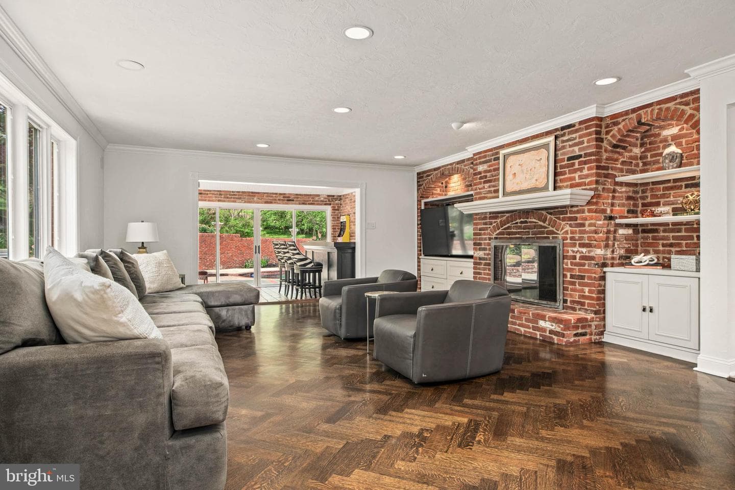1100 Green Valley Road photo 24