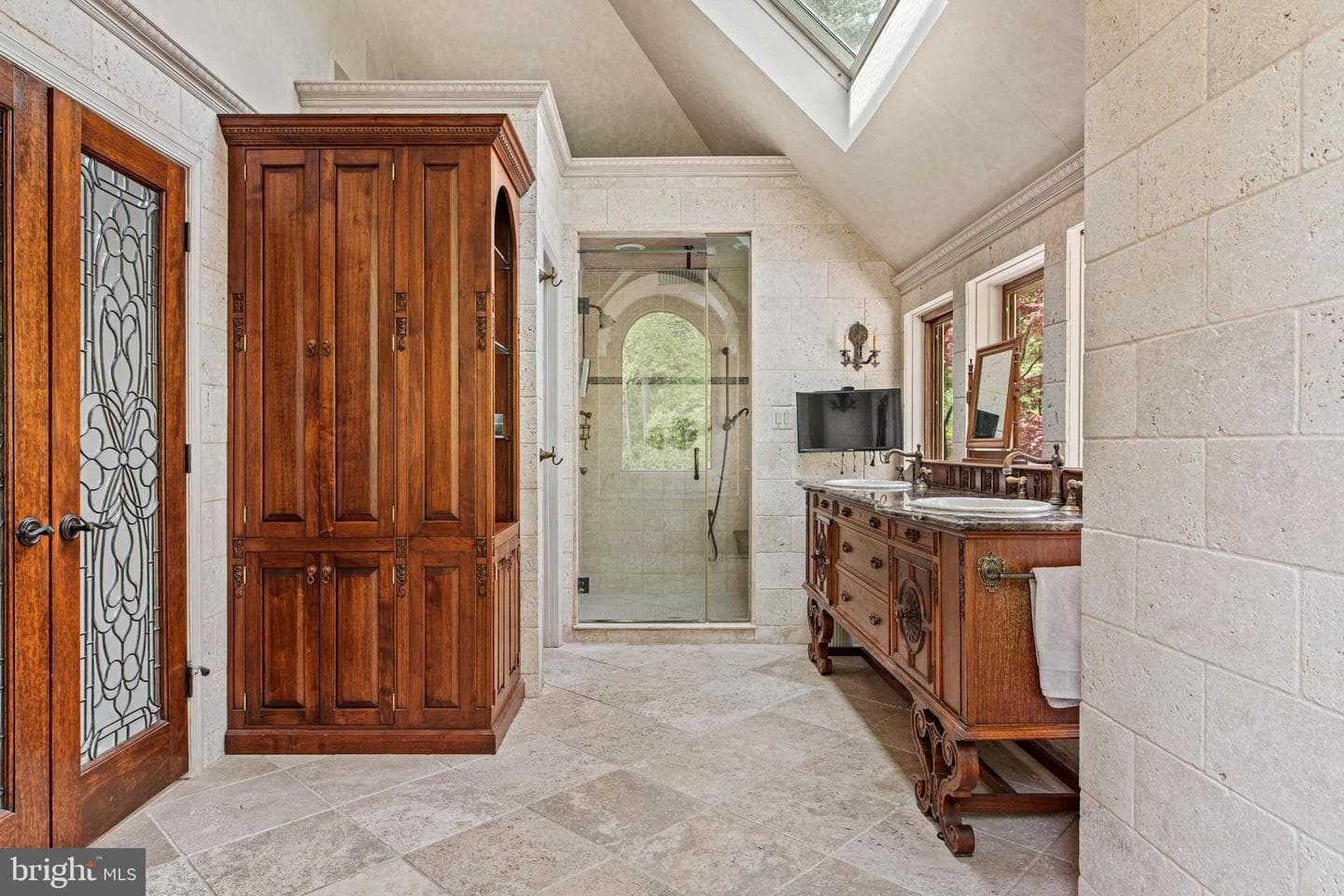 1100 Green Valley Road photo 35