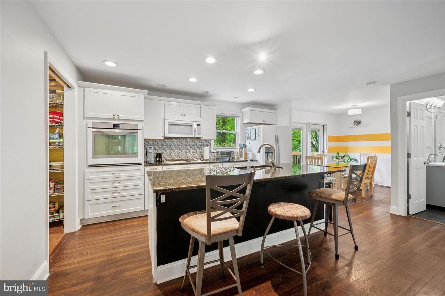 628 Edge Hill Road photo 6