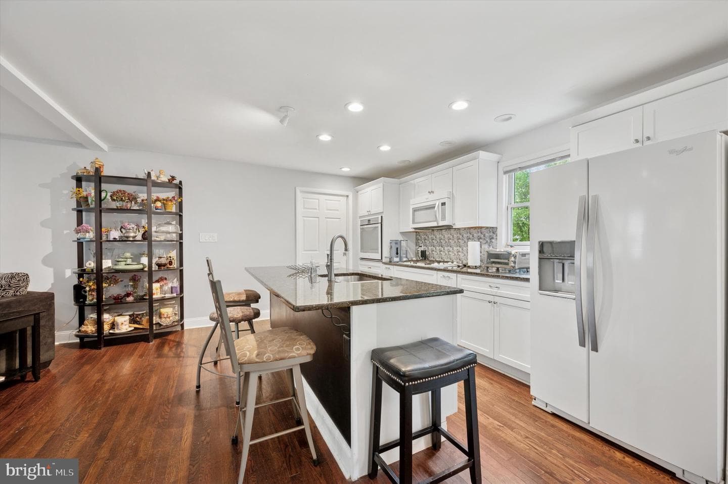 628 Edge Hill Road photo 8