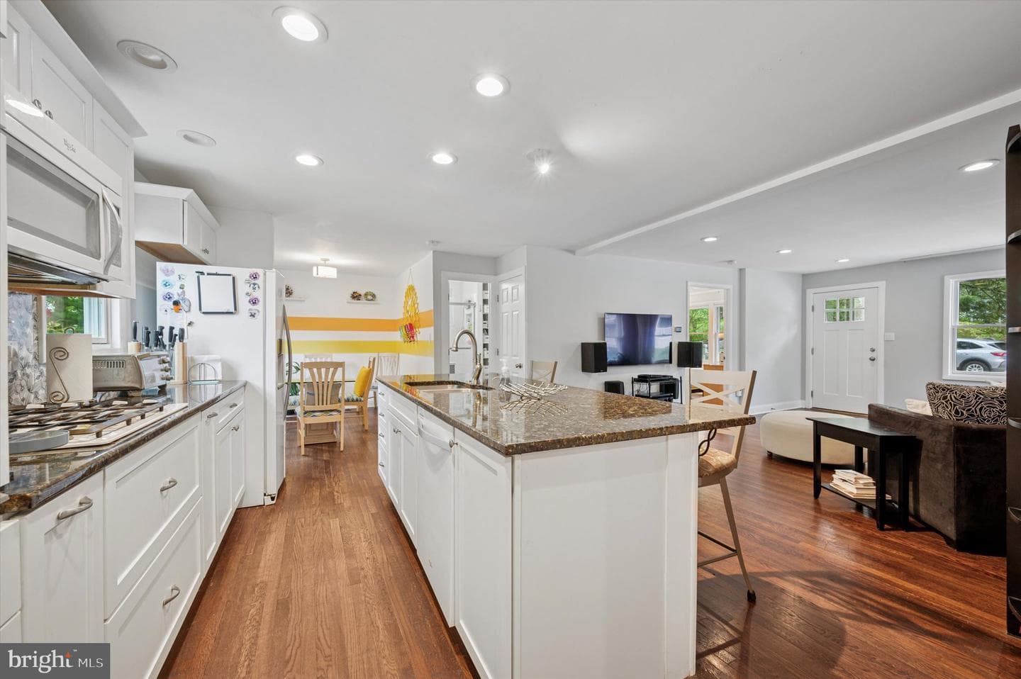 628 Edge Hill Road photo 9