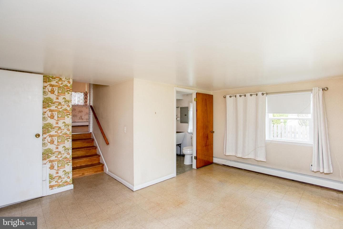 1751 Kimball Avenue photo 14