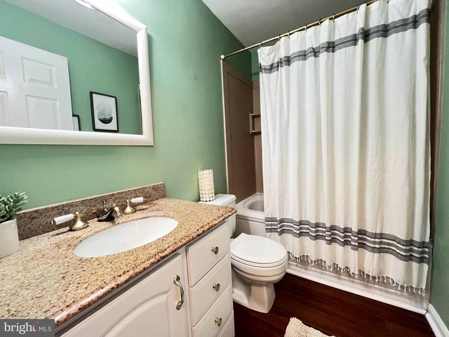 103 Hickory Court photo 22