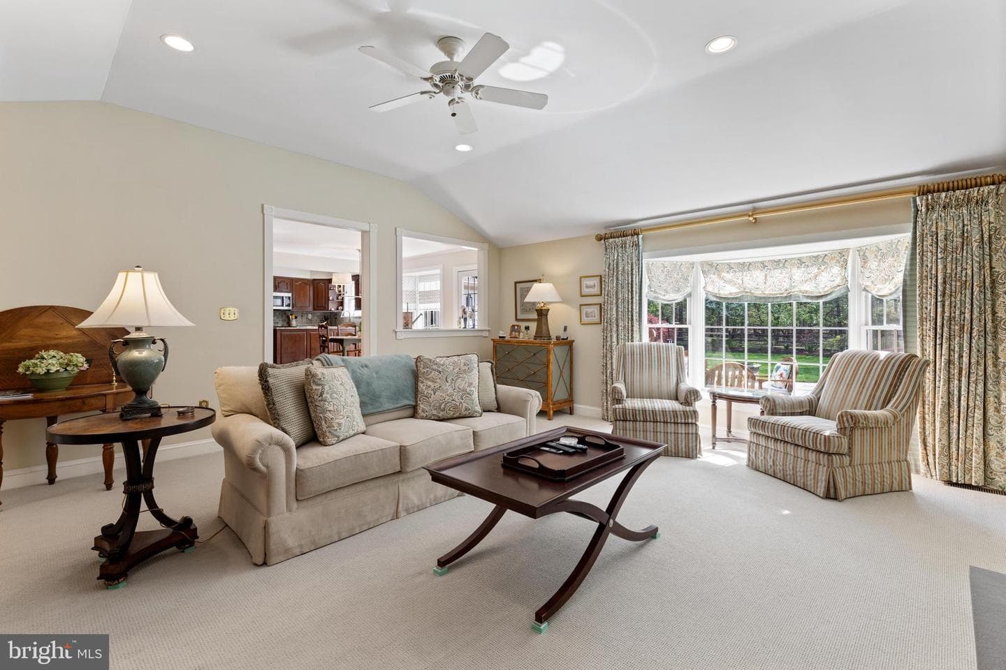 653 Valley Road photo 9