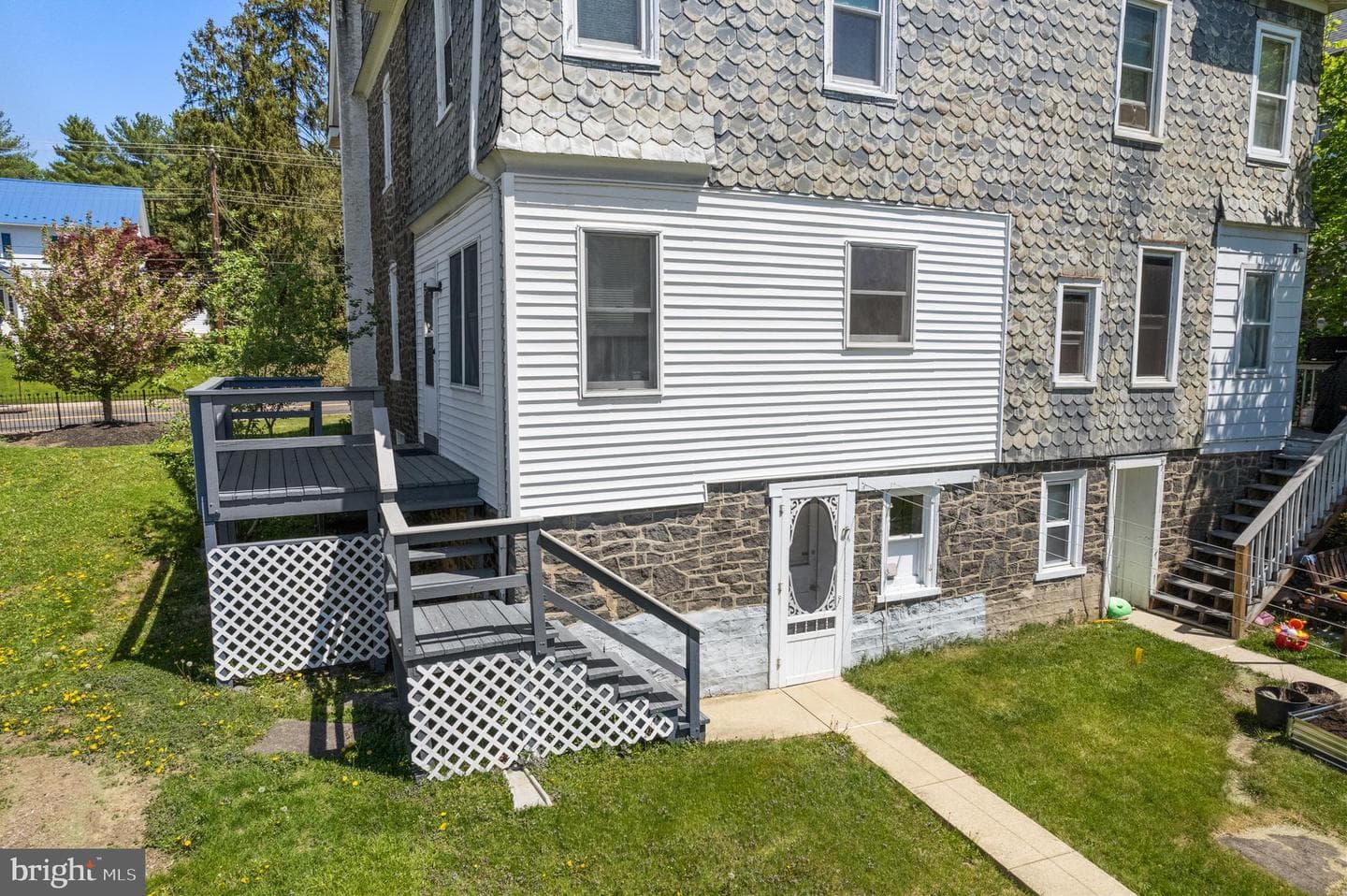 210 Main Street photo 35