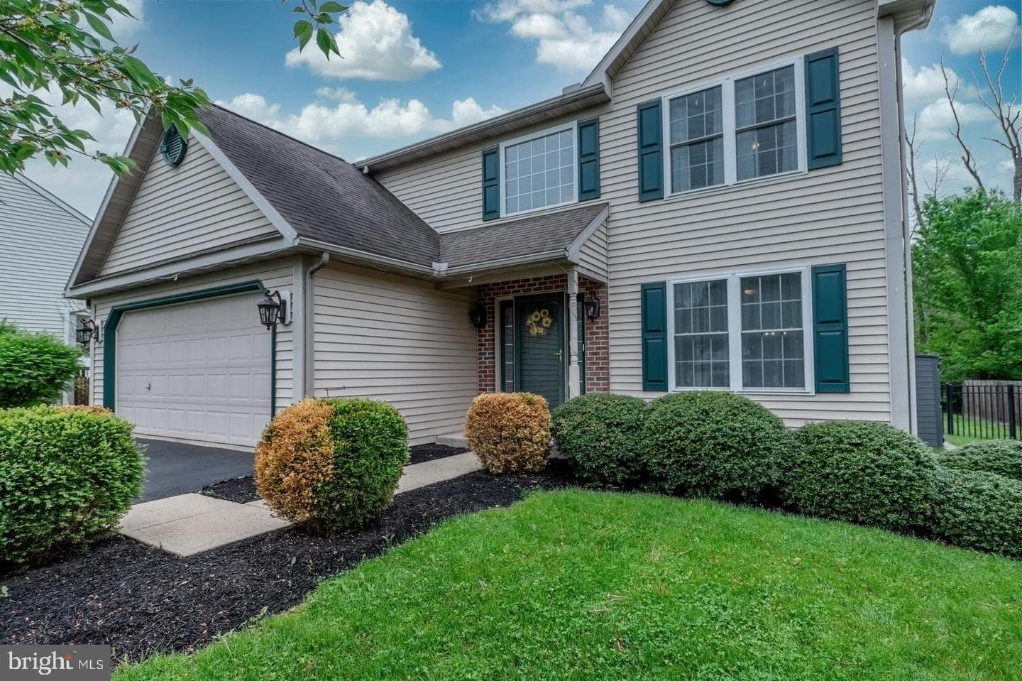 246 Micklitz Drive photo 3