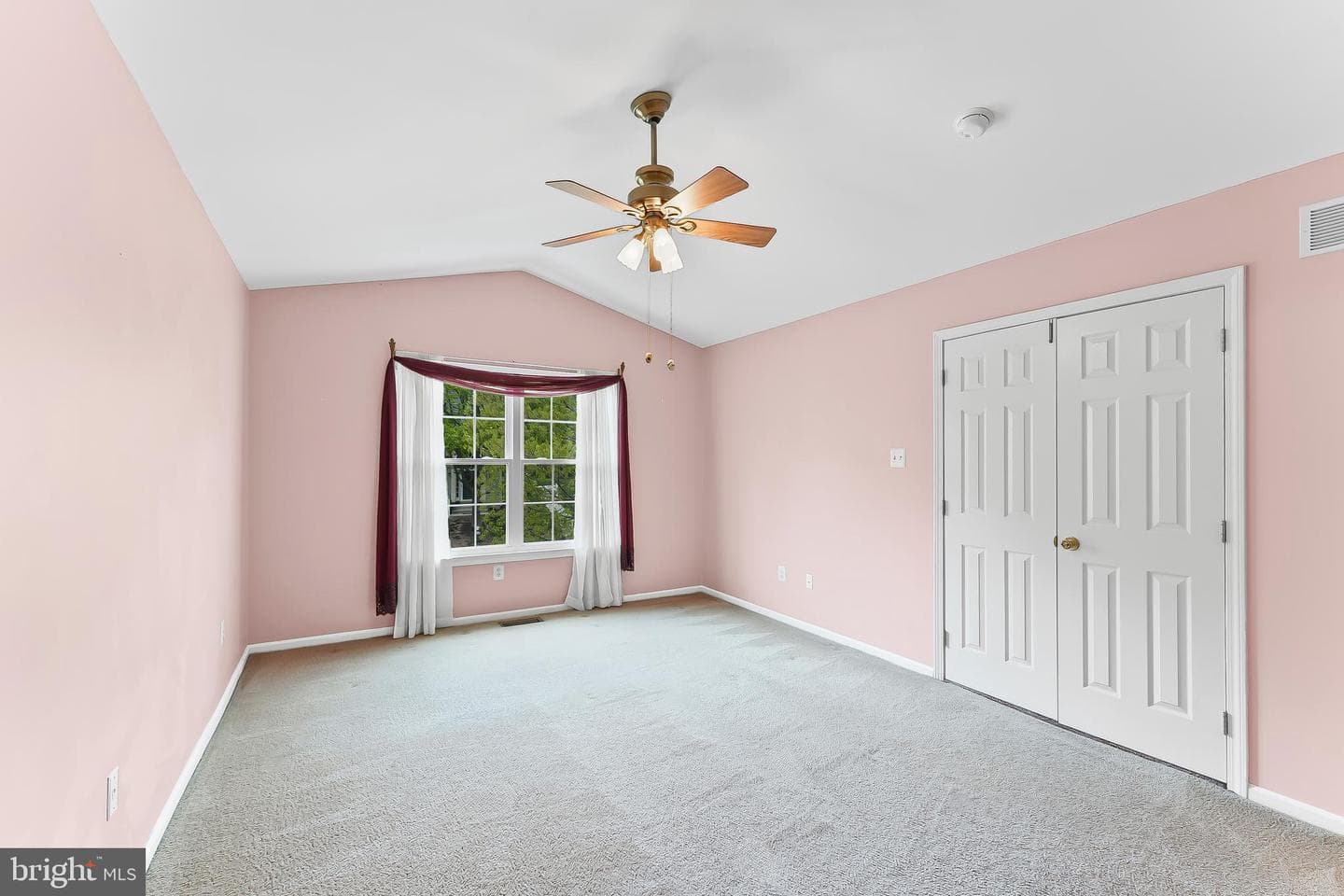 493 Stoneglen Street photo 20