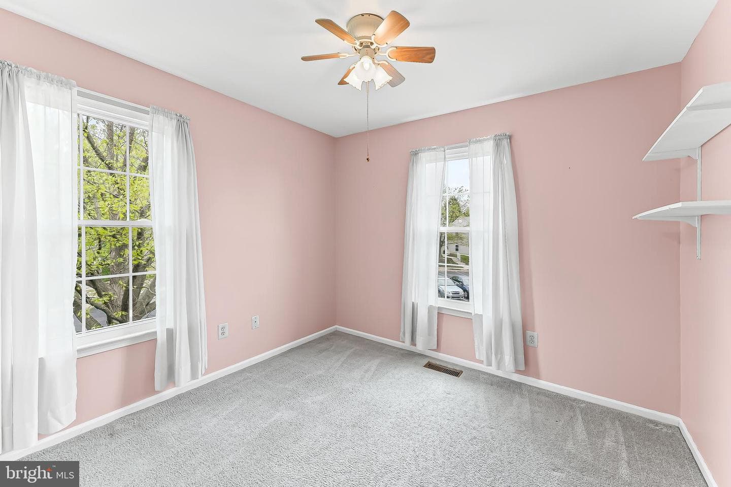 493 Stoneglen Street photo 26