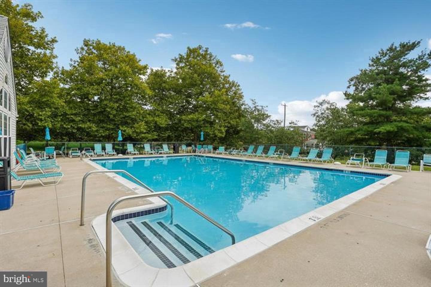493 Stoneglen Street photo 31