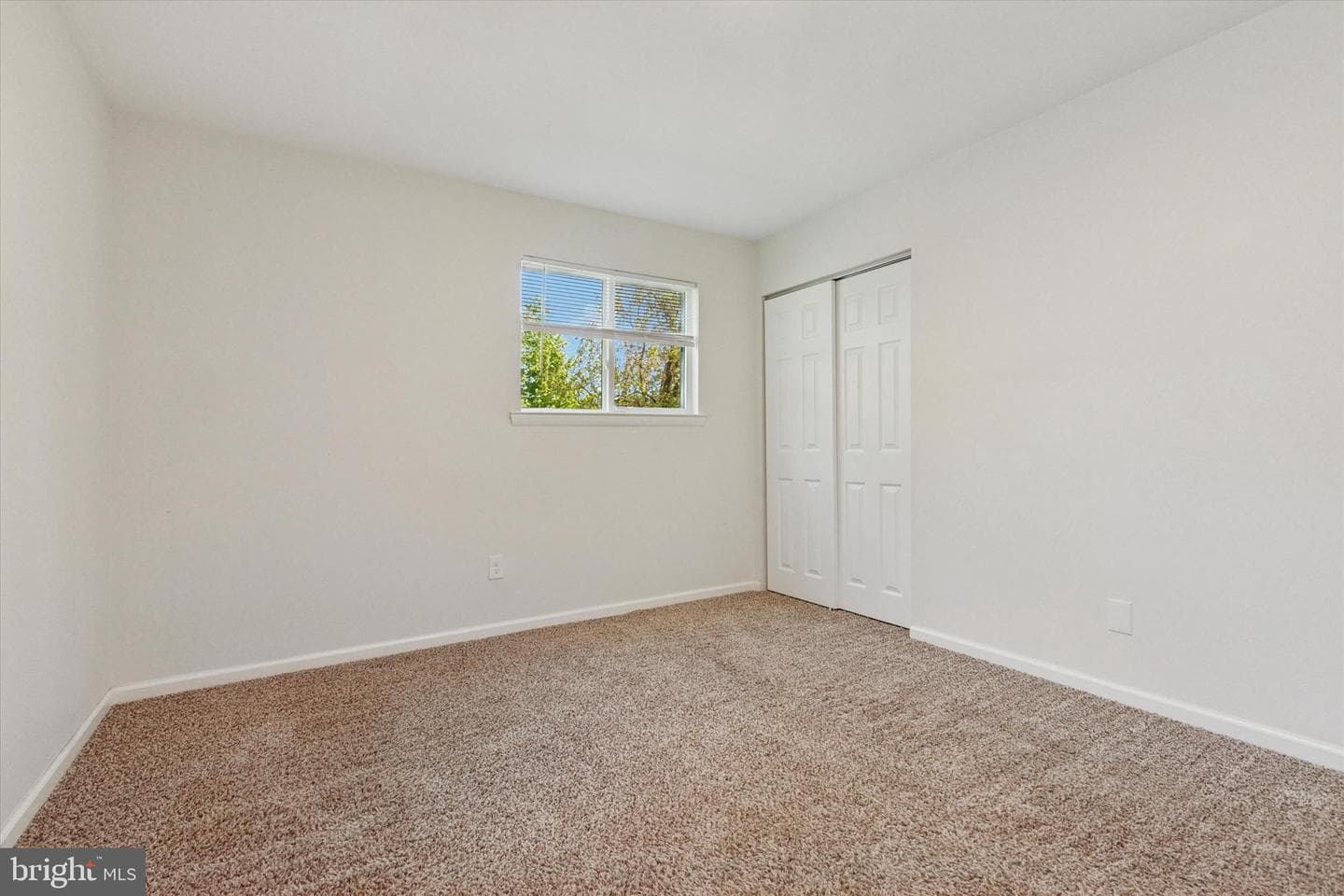 1523 Heather Place photo 19