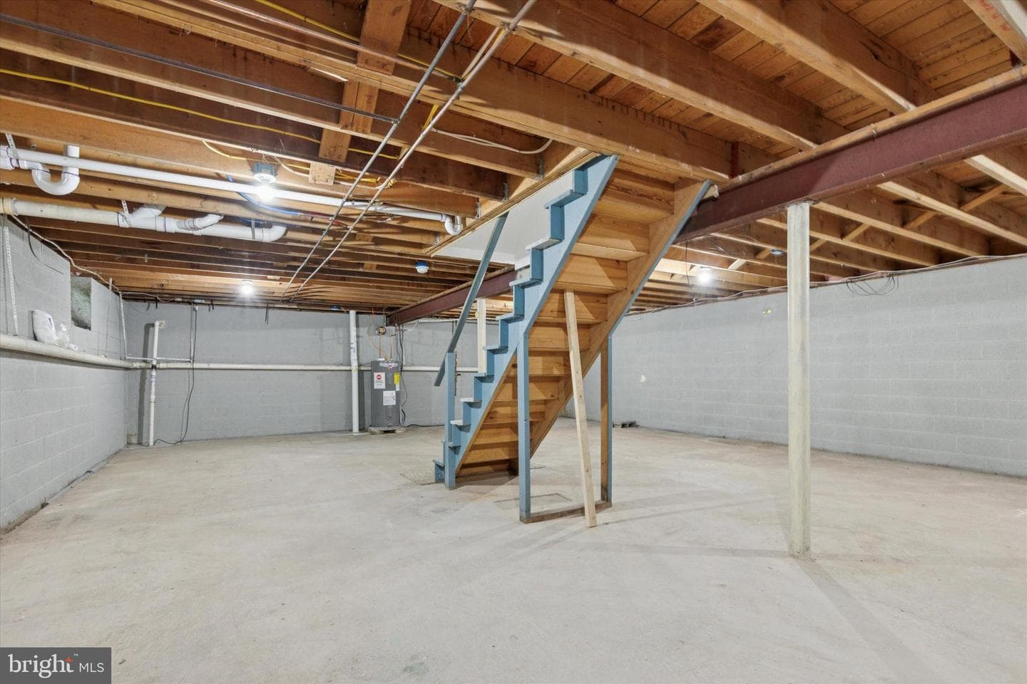 1523 Heather Place photo 22