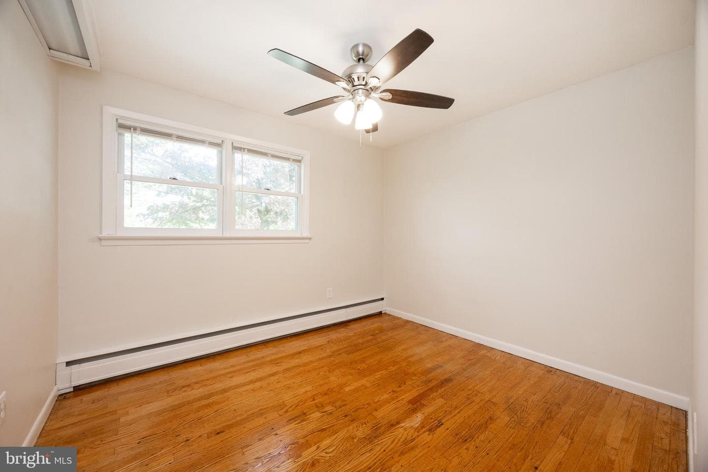 235 8th Avenue photo 17