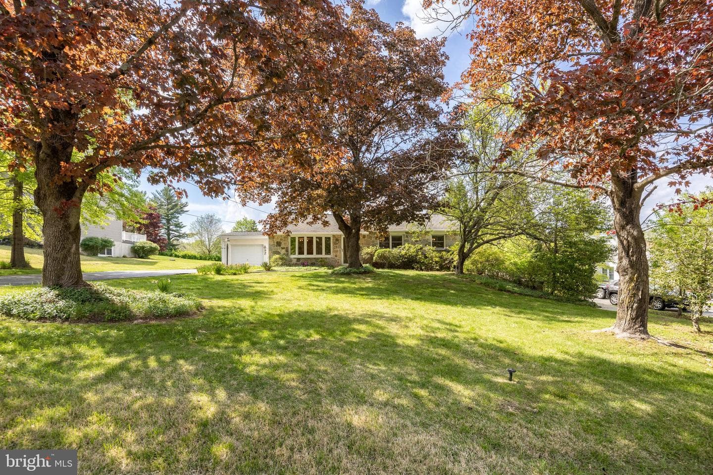 235 8th Avenue photo 2