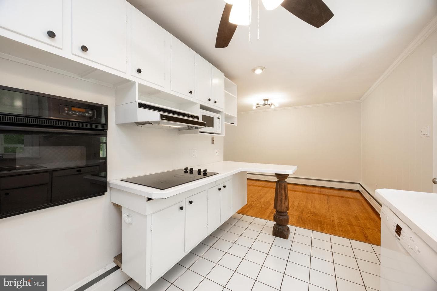 235 8th Avenue photo 8