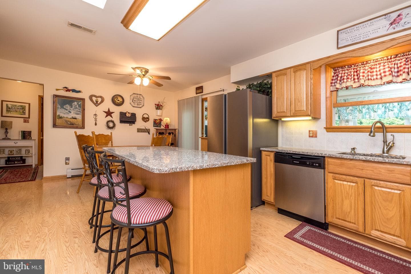 250 Hill Avenue photo 17