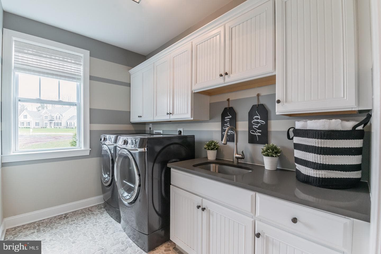 405 Longview Drive #oakville photo 10