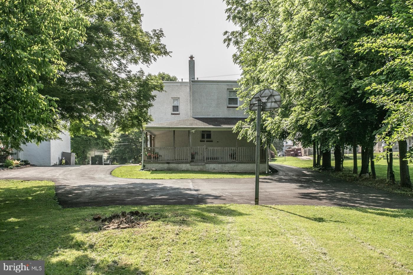 1408 Butler Pike photo 14