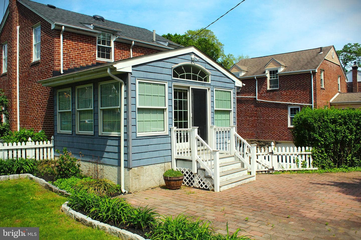 2136 Jenkintown Road photo 4