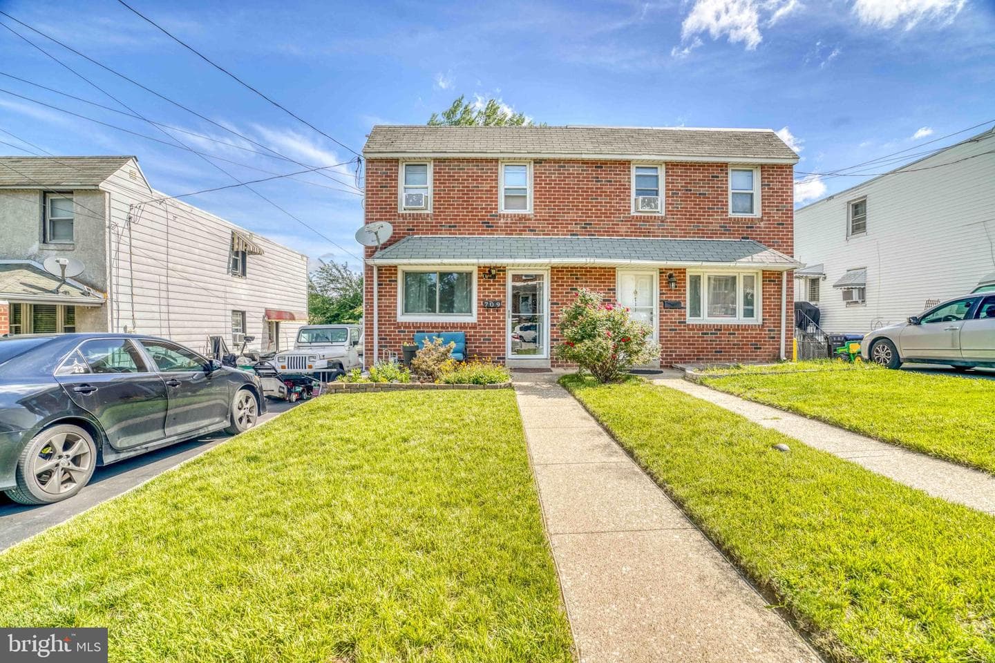 709 Carmen Drive photo 1