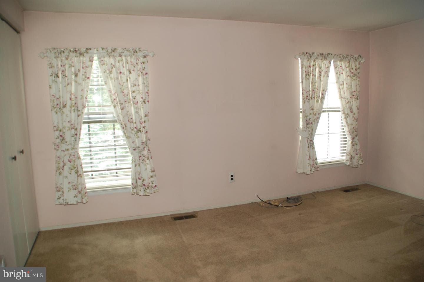 404 Franklin Court photo 13