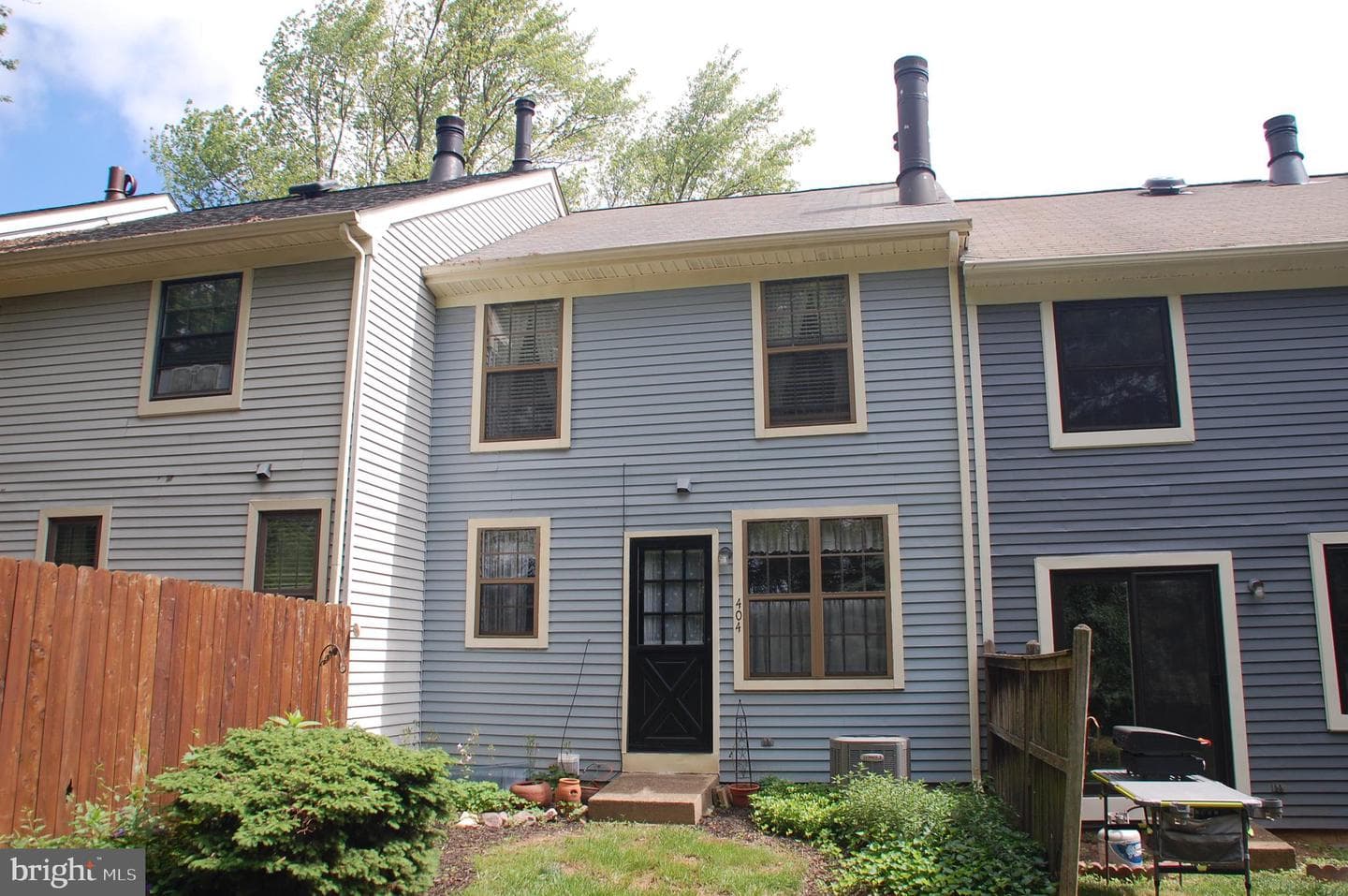 404 Franklin Court photo 26