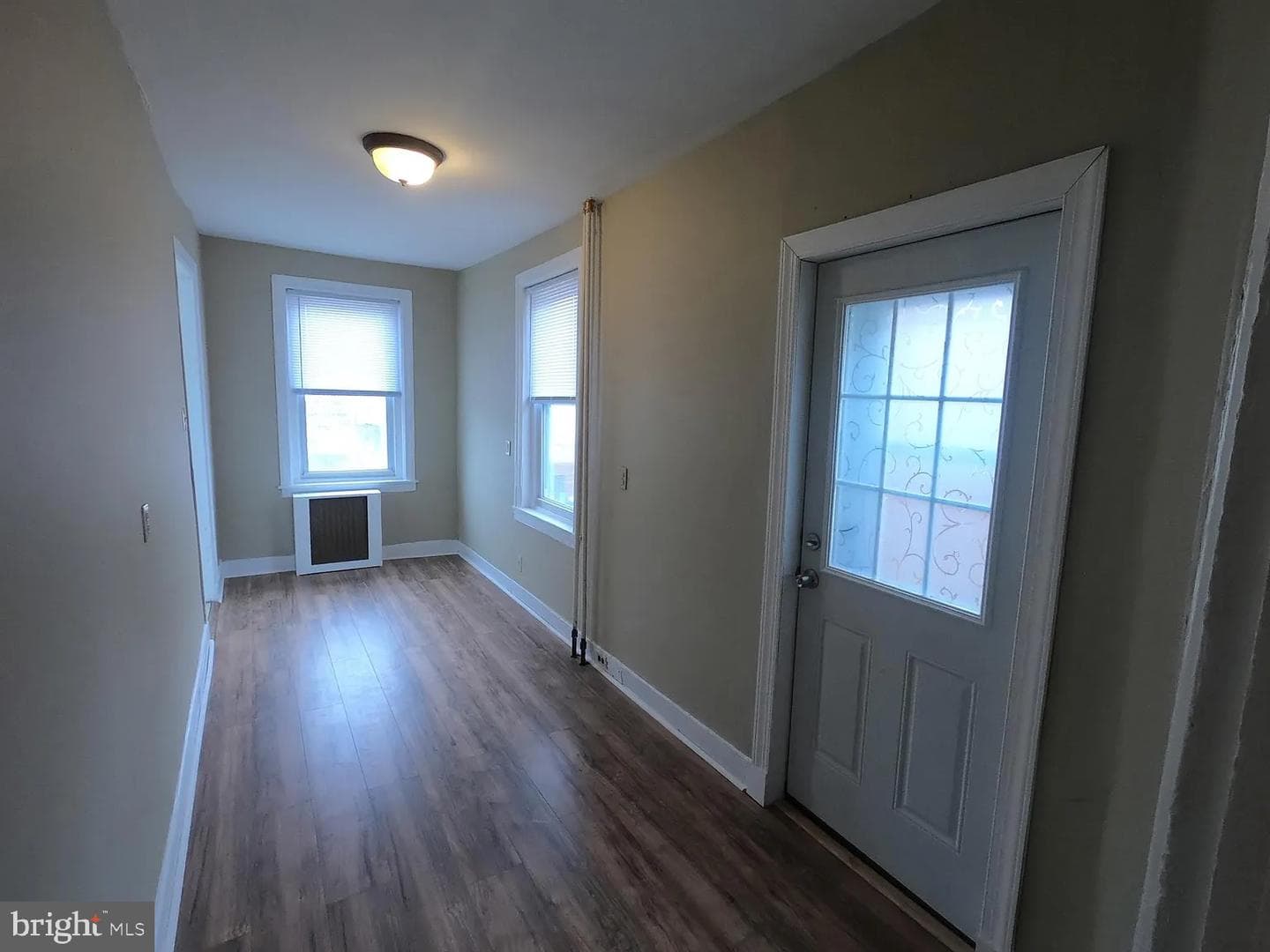 604 E Marshall Street photo 6