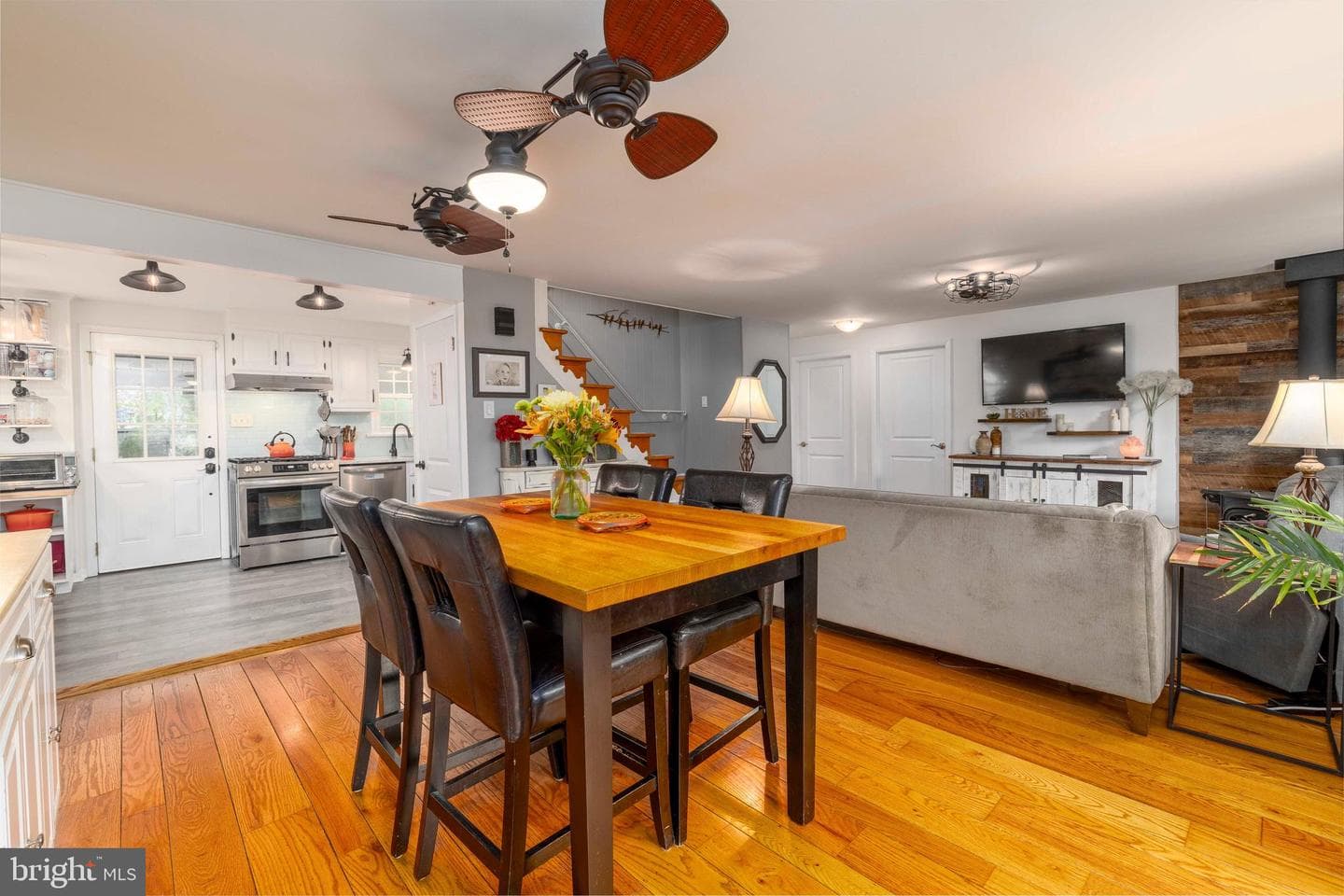 308 E Mount Pleasant Avenue photo 4