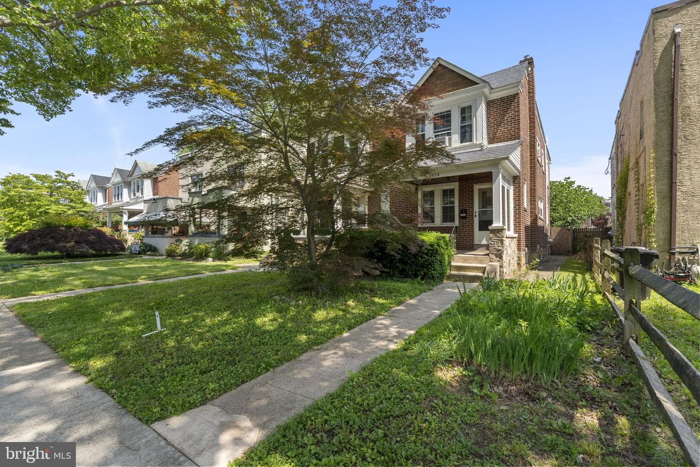 1614 Pine Street photo 1