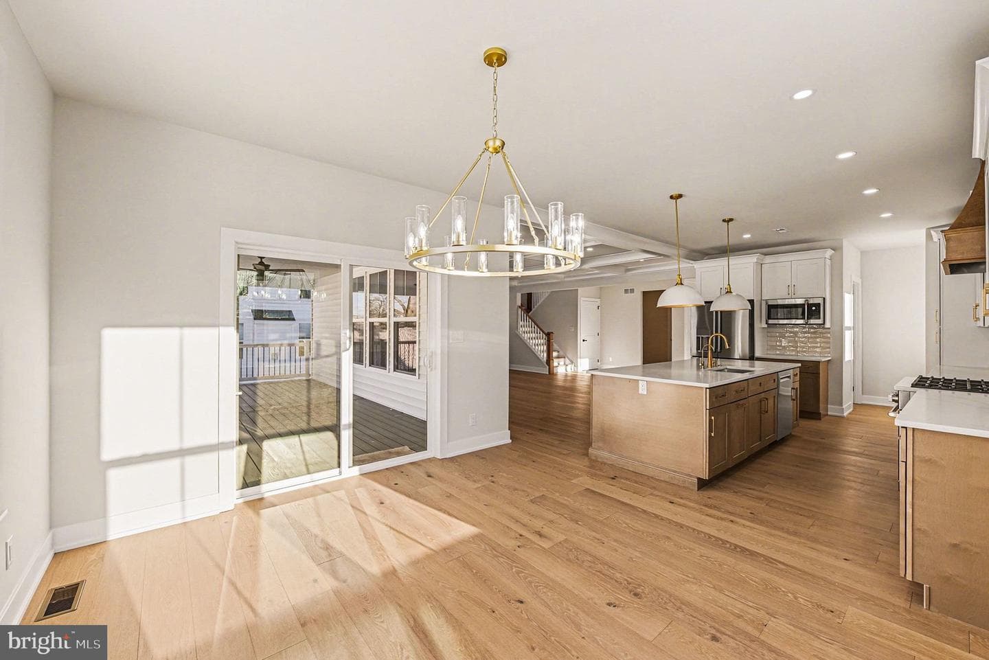 726 Erlen Road photo 16