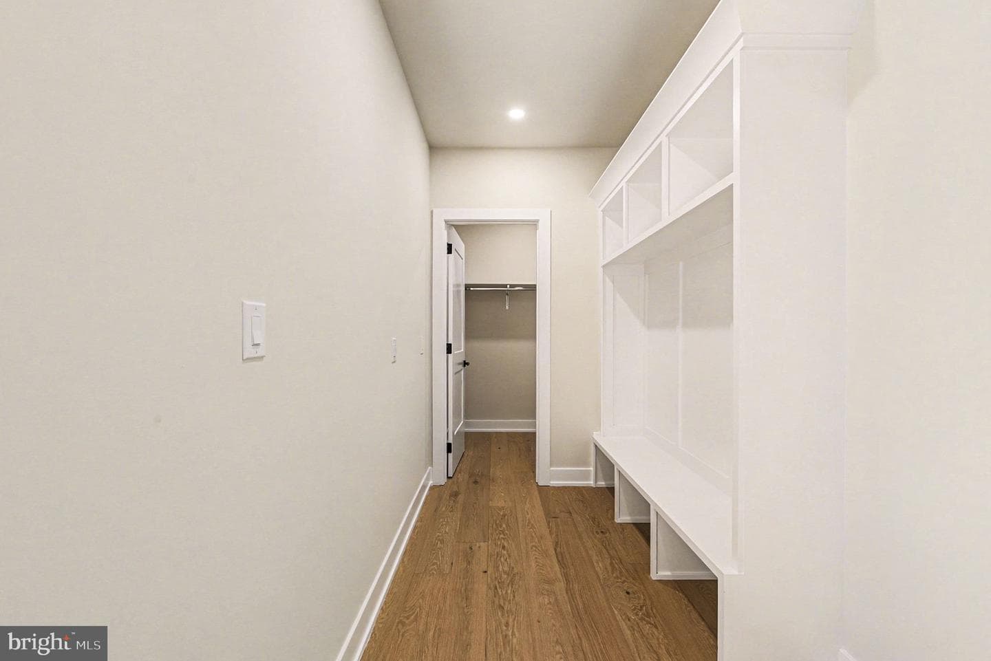 726 Erlen Road photo 27