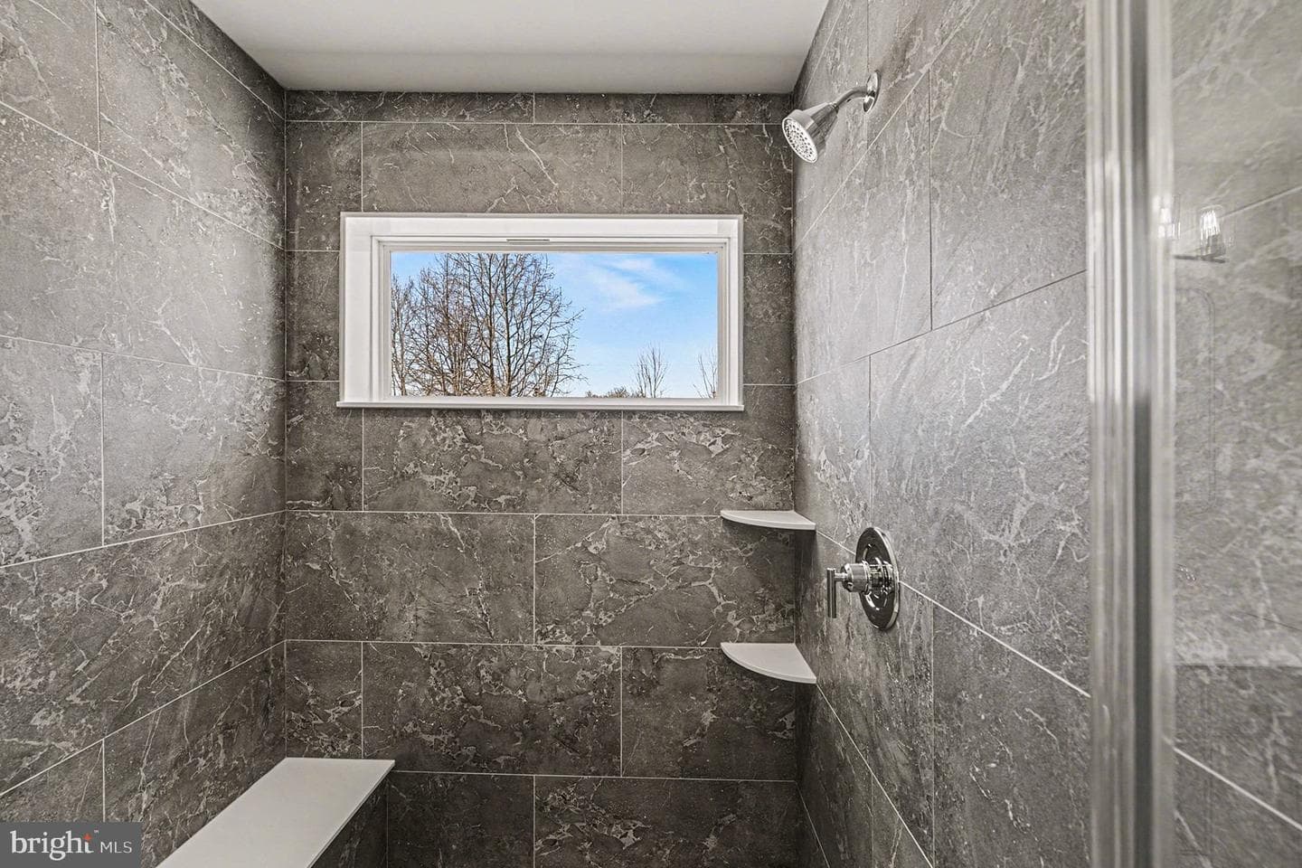726 Erlen Road photo 34