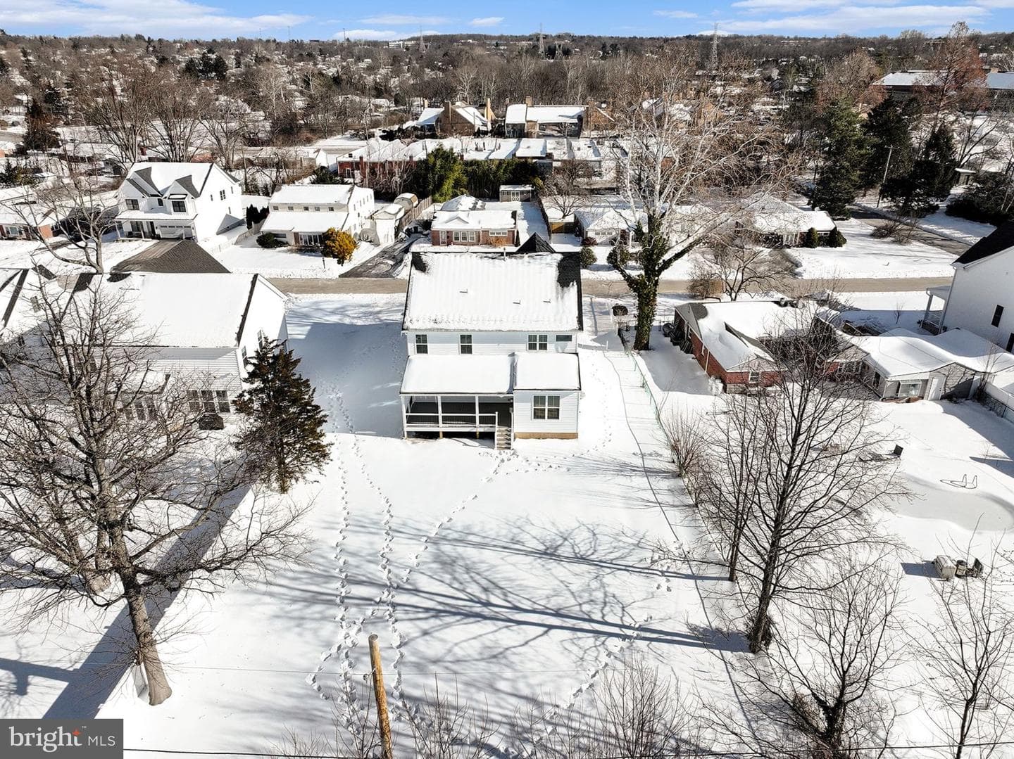 726 Erlen Road photo 8