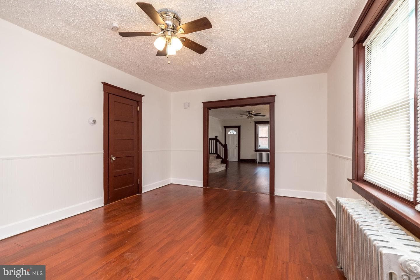 22 E 6th Street photo 10