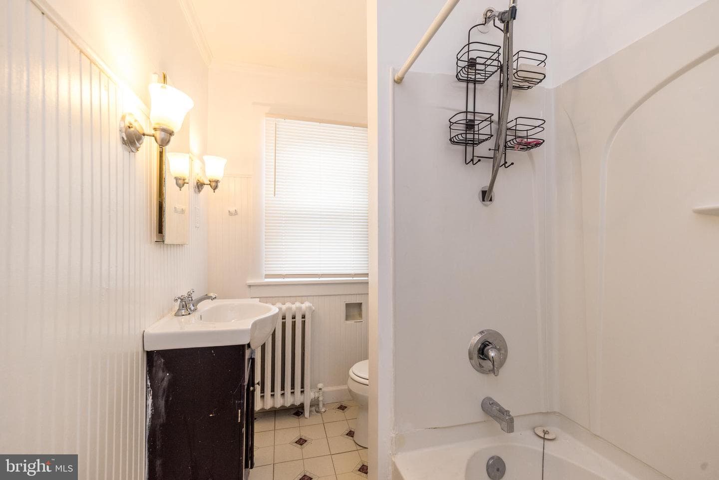 22 E 6th Street photo 26